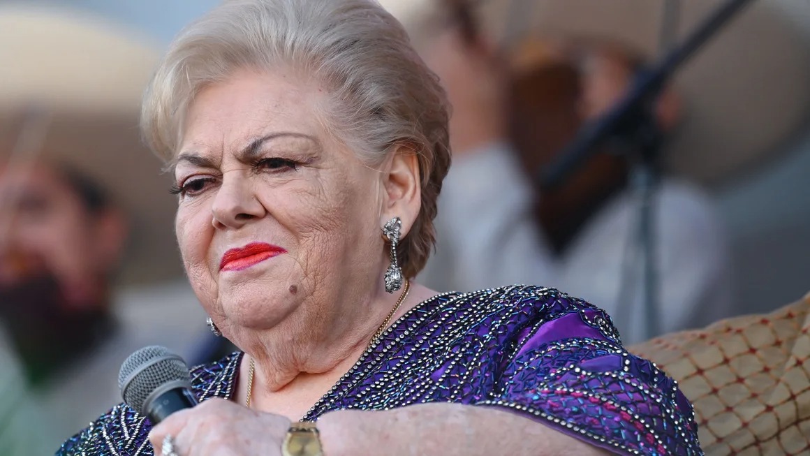 ¡Paquita la Del Barrio dejó deuda desde el año 2006 con disquera!